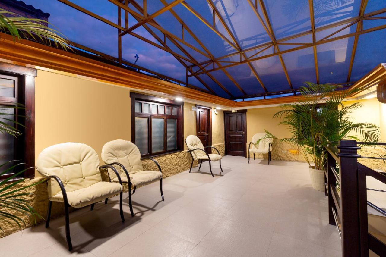 Hotel Majestic 2 - San Blas Cuenca Exterior foto